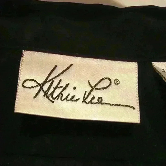 Kathy Lee Long Sleeve Black Dress Shirt - Size 8 - Picture 2 of 5